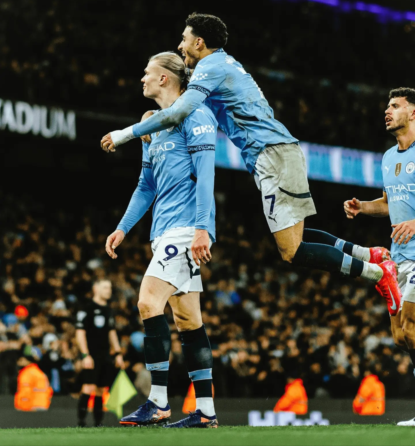 足球比赛英超_(足球英超联赛赛程表)