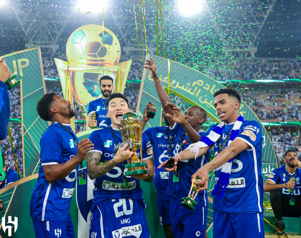 关于利雅得新月有意伊萨克愿意花费高额转会费完成交易的信息