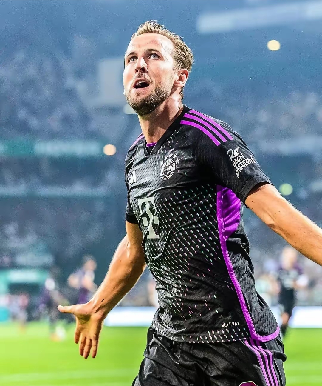 包含曼联旧将称凯恩很难拒绝曼联邀请尽管他在拜仁表现出色的词条