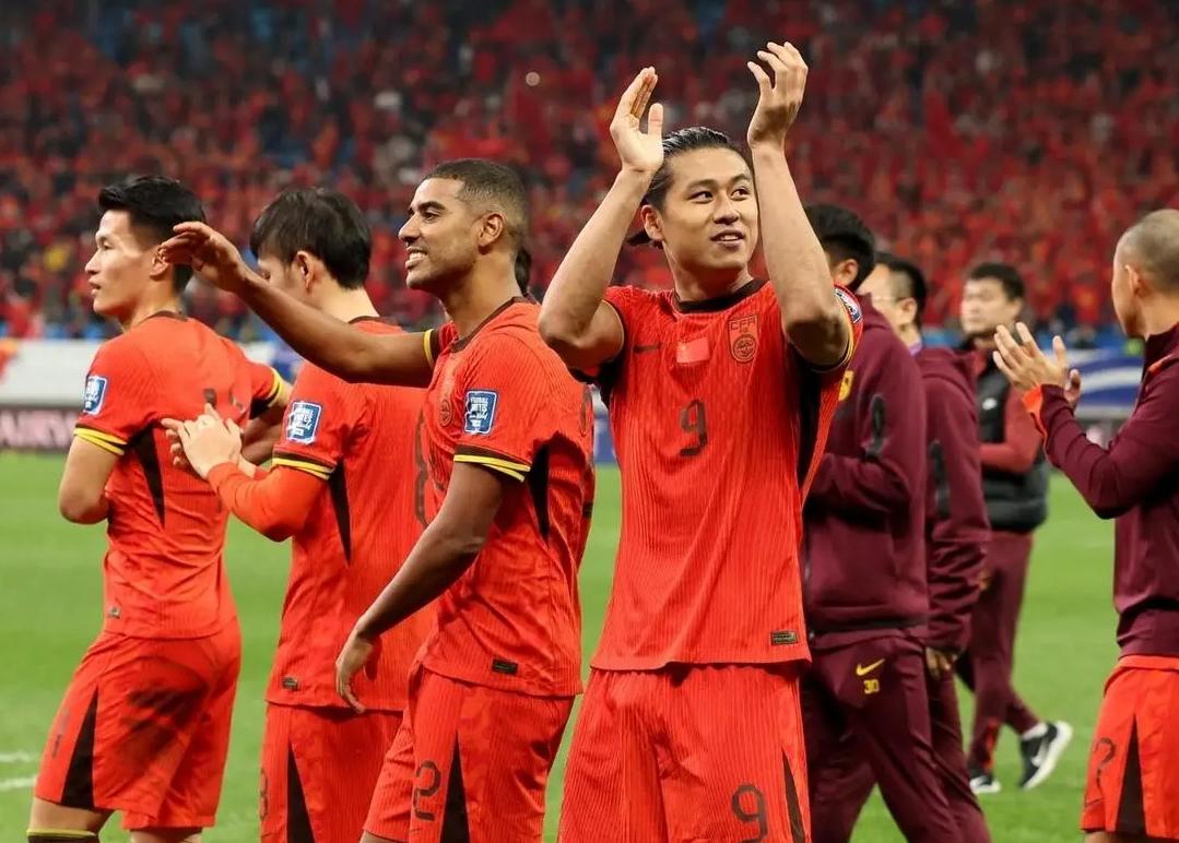 蒋圣龙称中日传接球质量天壤之别比赛节奏快得惊人的简单介绍 第2张 蒋圣龙称中日传接球质量天壤之别比赛节奏快得惊人的简单介绍 第2张