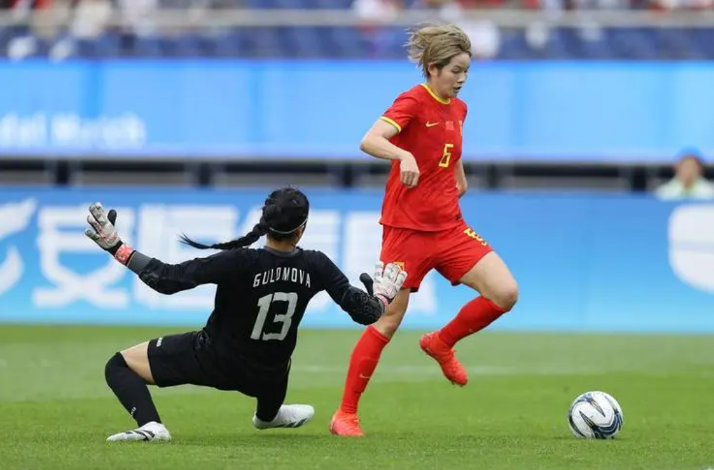 关于斯亚联女：ZNK马里博尔女足VSZNK克里姆女足的信息  第1张