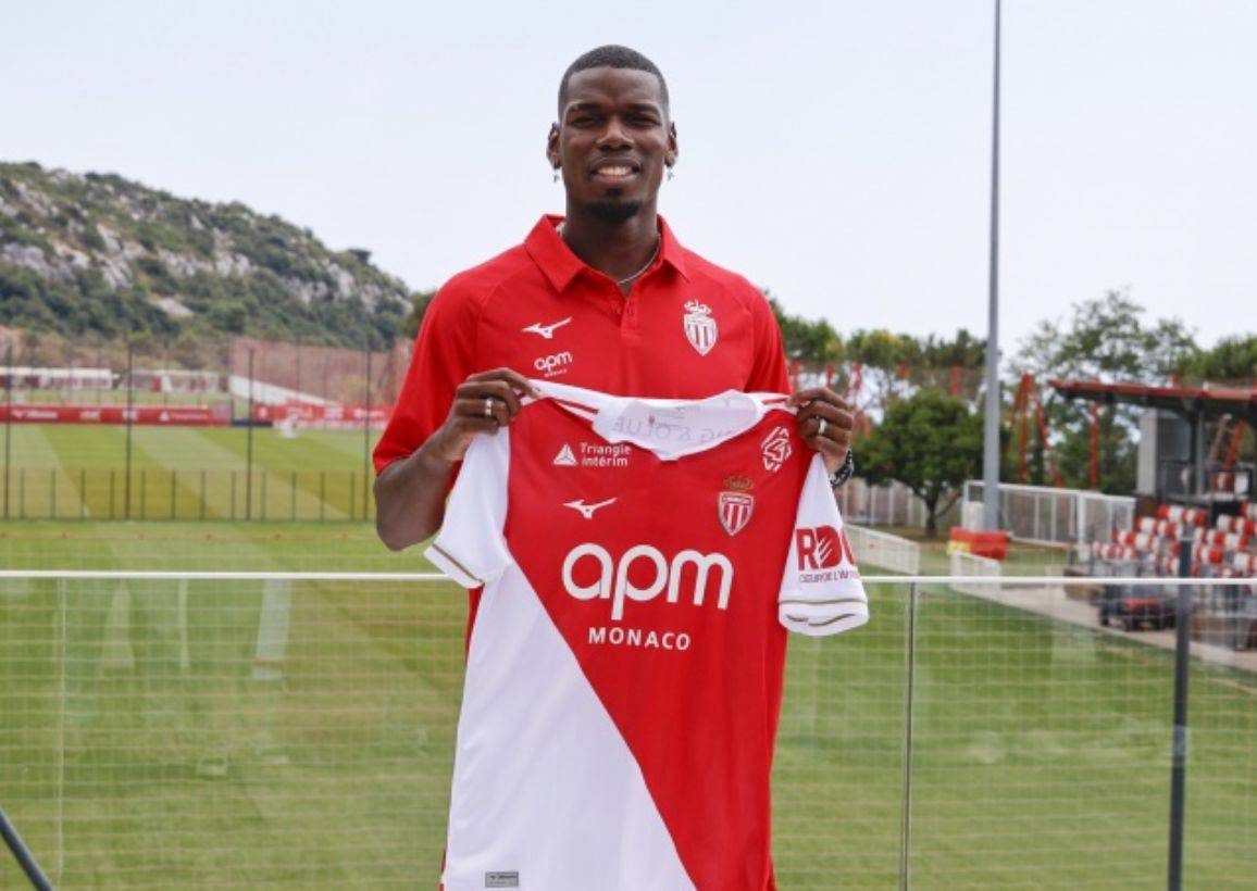 包含博格巴以自由球员身份与摩纳哥签约身穿8号球衣的词条  第1张