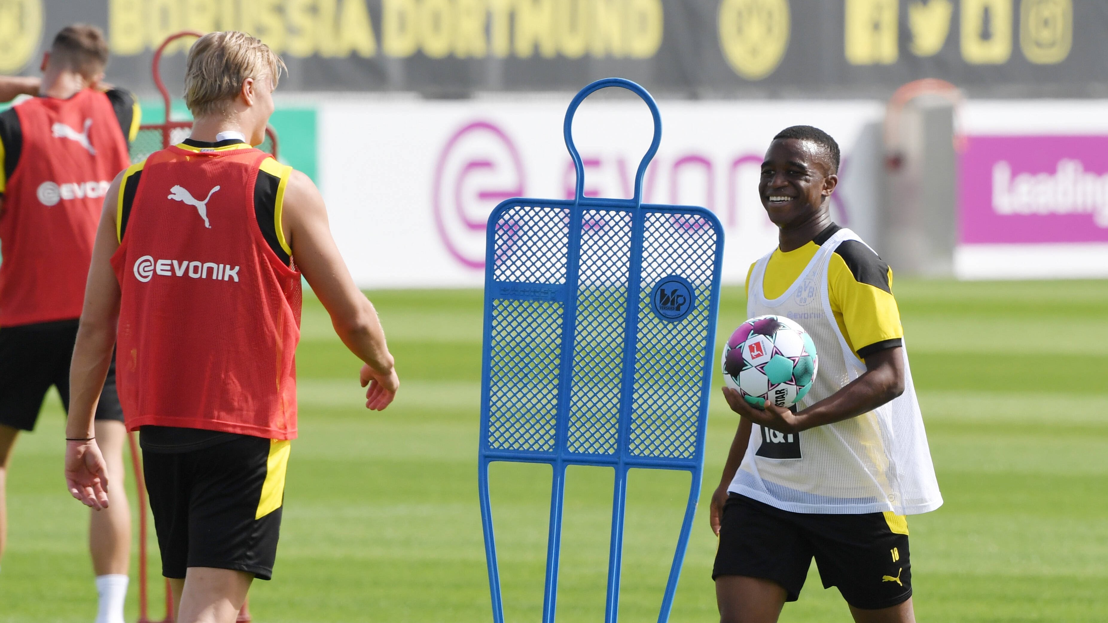 塞尔联U19：沃日多瓦茨U19VS马拉多特U19的简单介绍  第1张