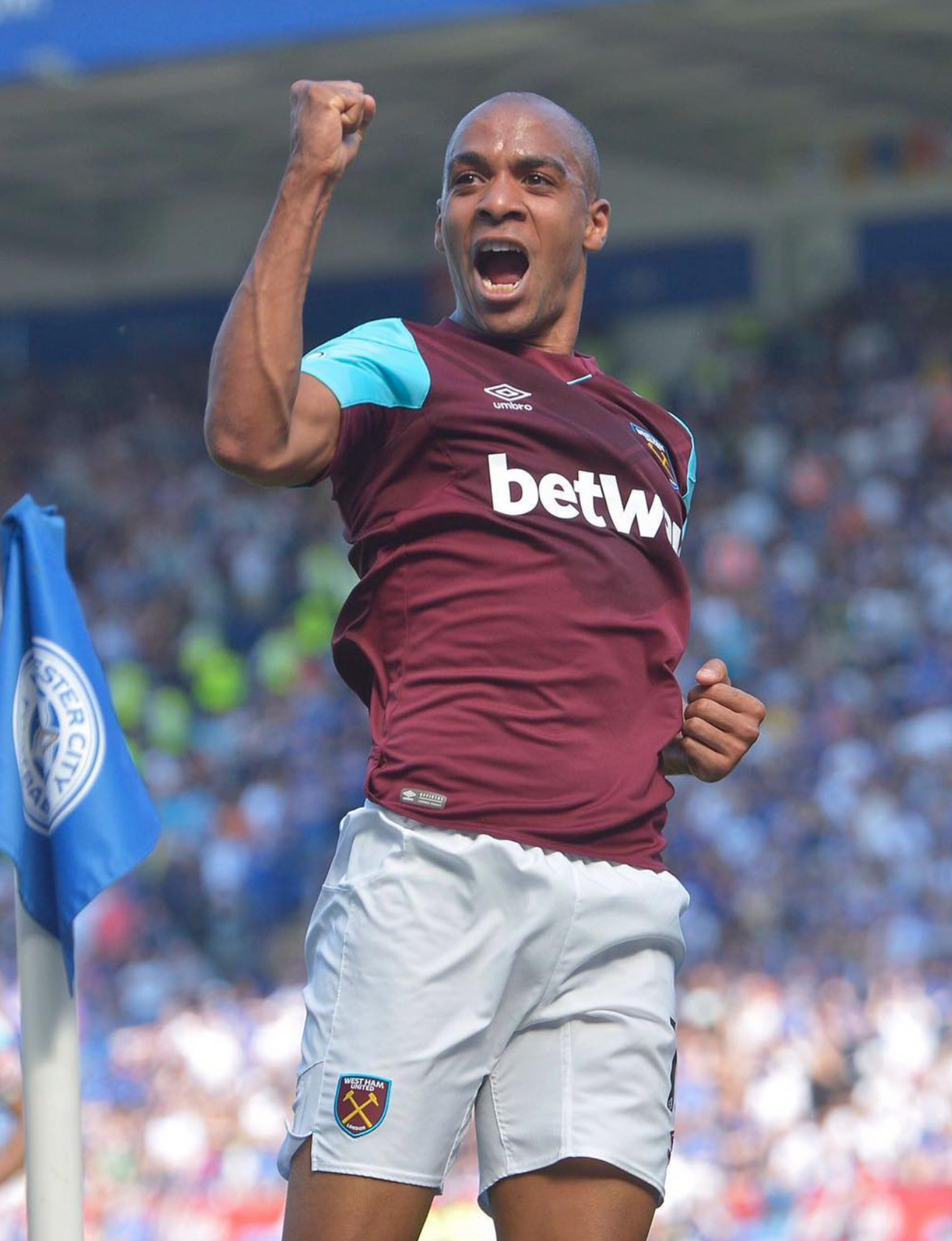 包含波尔图总经理豪尔赫·科斯塔离世因心脏骤停的词条