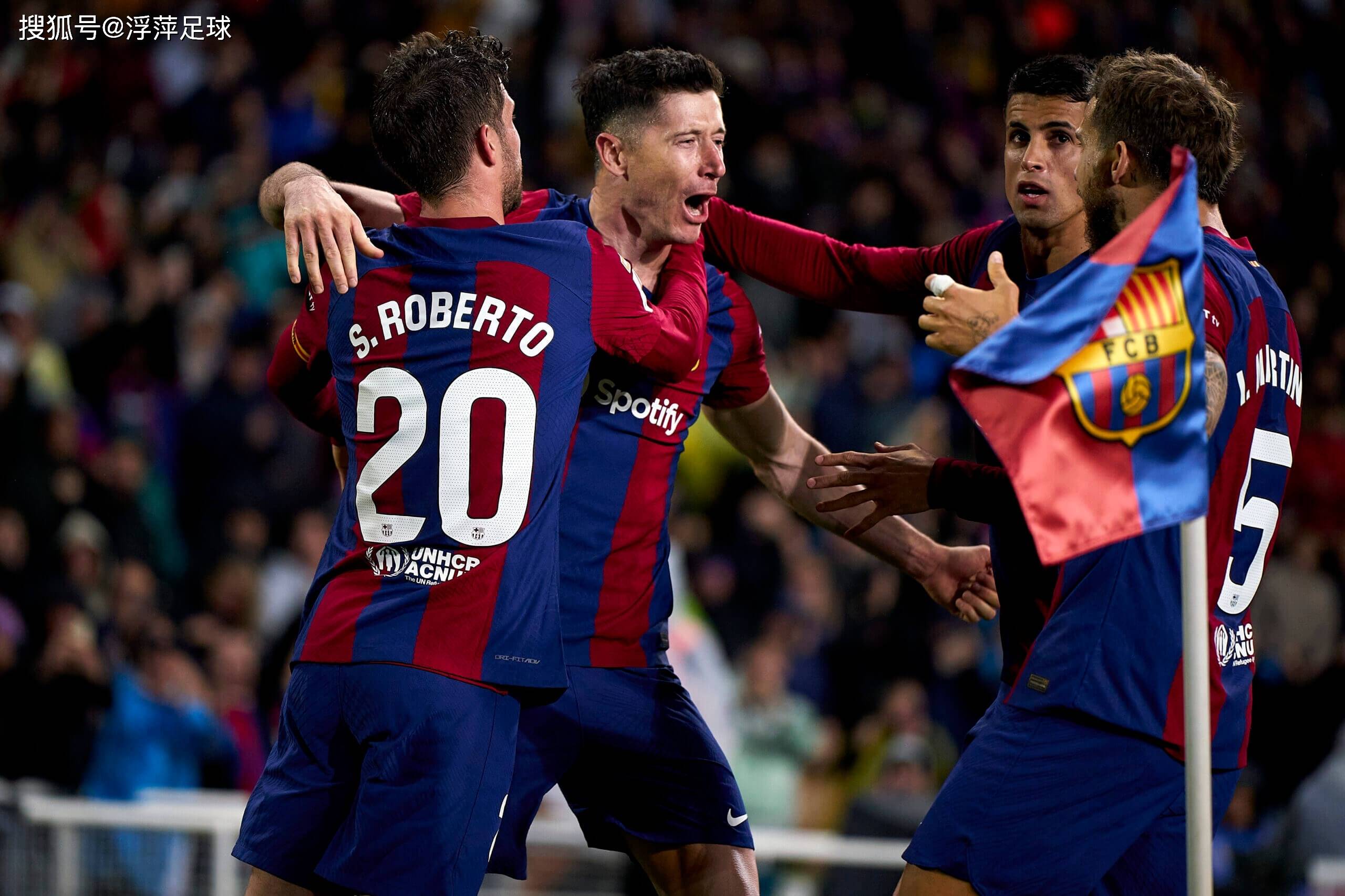 曝迈阿密国际敲定莱万加盟巴萨已决定不与其续约的简单介绍