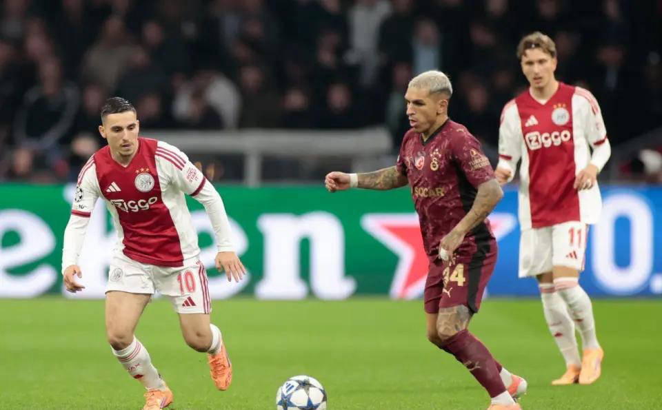 关于加拉塔萨雷争夺萨内面临多家俱乐部的竞争的信息  第1张