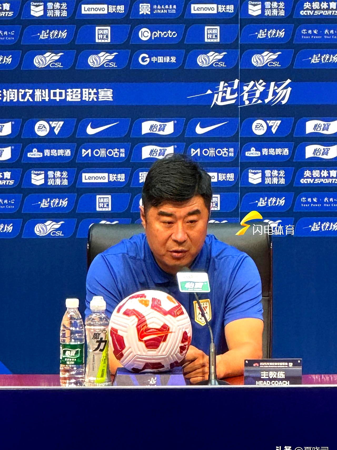 包含中超大连英博2-0山东泰山刘祝润破门拉布亚德传射建功的词条  第1张