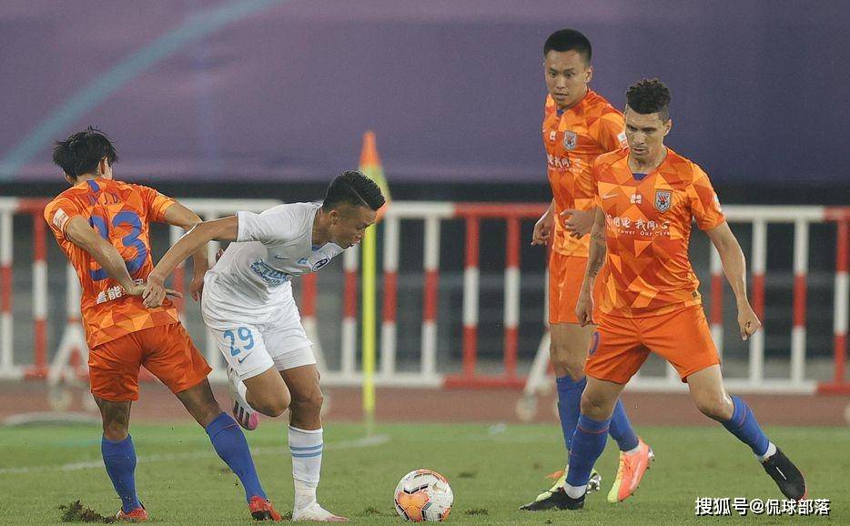 郑铮累计4黄无缘中超京鲁大战下一轮停赛的简单介绍 第1张 郑铮累计4黄无缘中超京鲁大战下一轮停赛的简单介绍 第1张