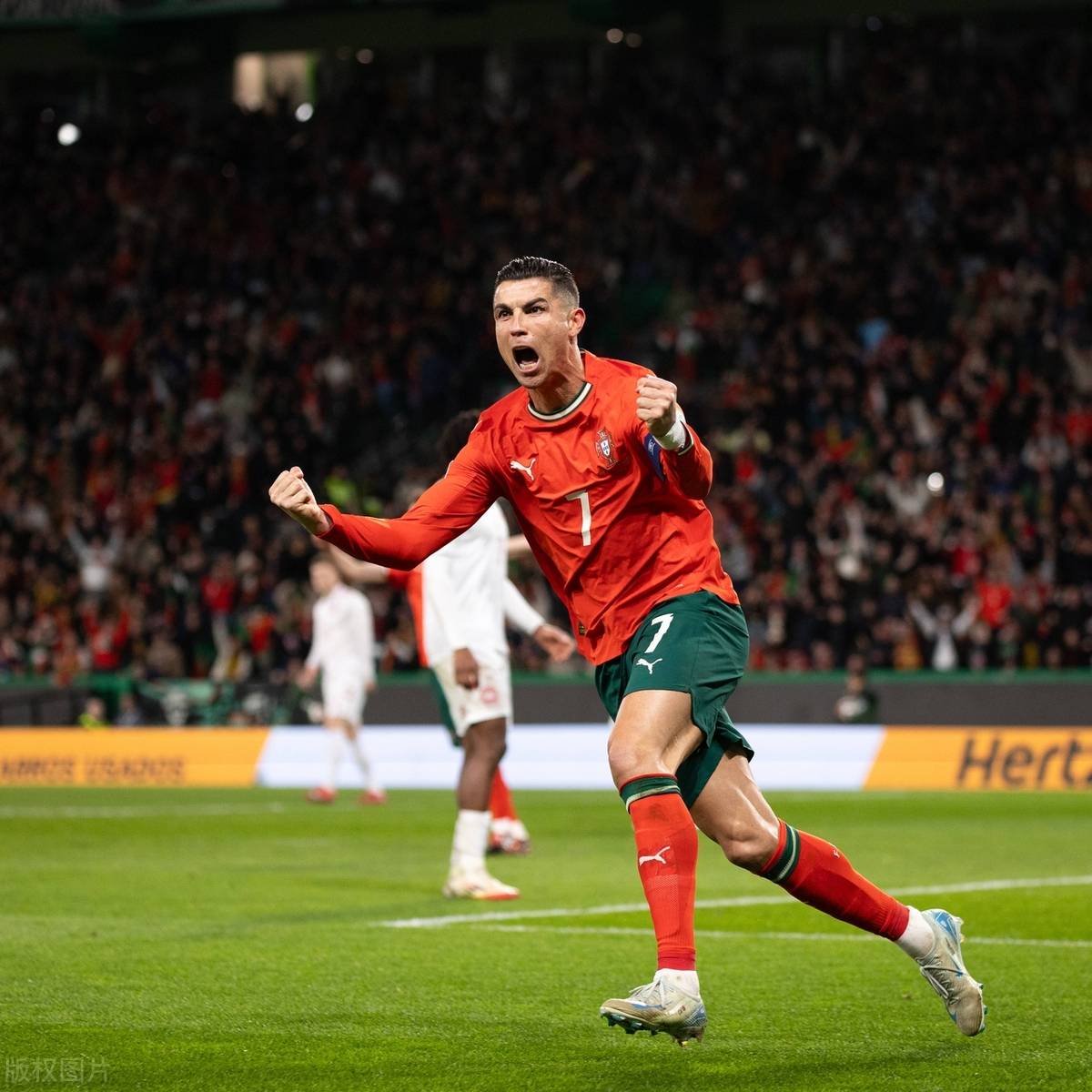 包含C罗打入个人职业生涯第937球继续刷新职业生涯纪录的词条  第1张