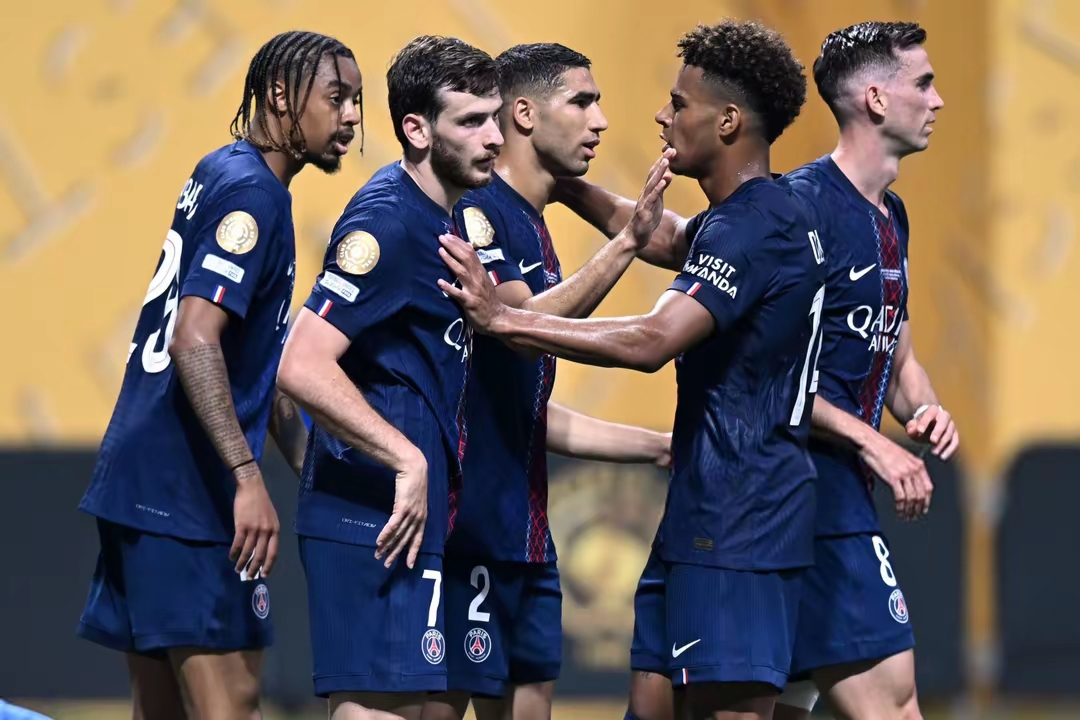 阿森西奥年薪1000万欧吓退费内巴切但确定的是他将离开巴黎的简单介绍  第2张