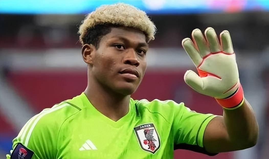 曼联有意外租科利尔双方现有合同将持续到2027年的简单介绍  第1张