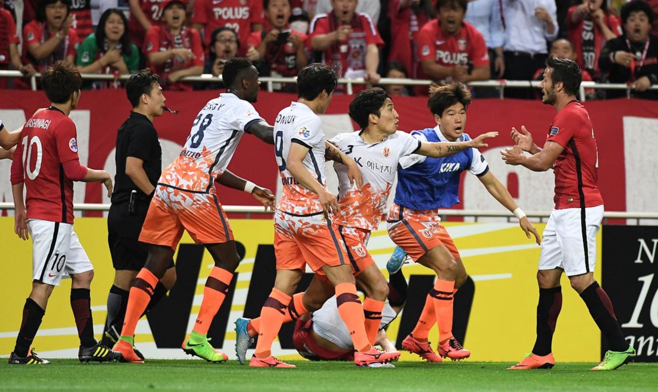 包含日职联大阪钢巴VS川崎前锋前瞻预测川崎前锋客场魔咒在延续的词条