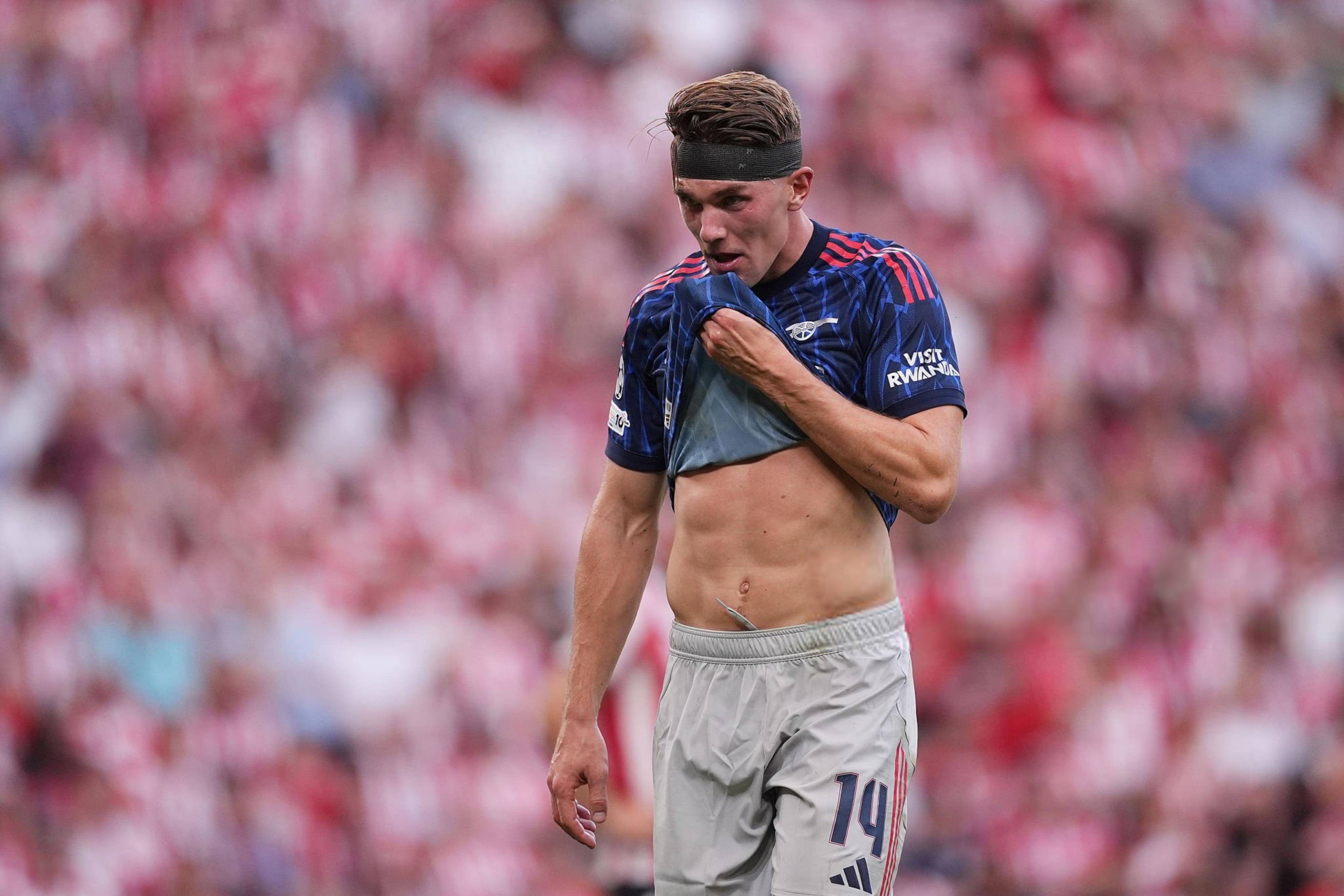 水晶宫主帅：埃泽将离开不意外球员转会阿森纳的简单介绍