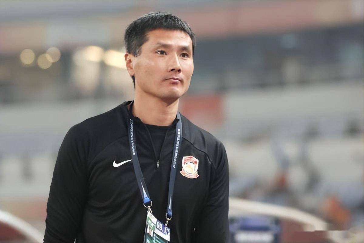 关于郑智有望接替邵佳一执教青岛西海岸后者被任命为国足主帅的信息 第1张 关于郑智有望接替邵佳一执教青岛西海岸后者被任命为国足主帅的信息 第1张