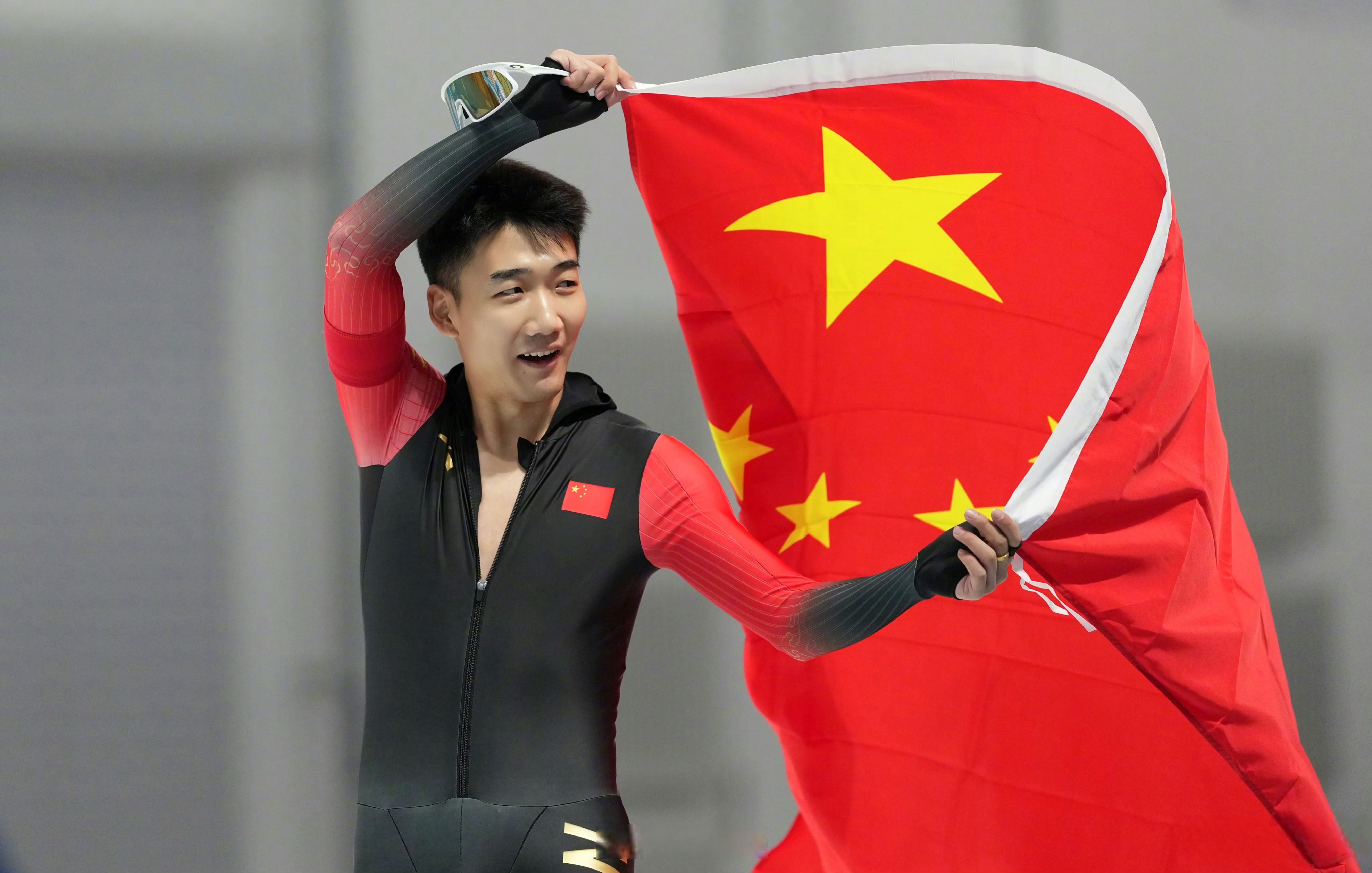 关于李漠雨当选中乙第21轮最佳球员传射建功的信息