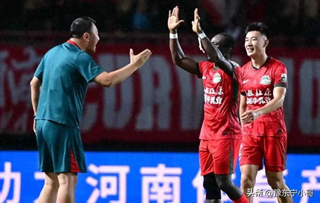 关于中超最新积分榜上海申花3分领跑亚泰仍垫底的信息