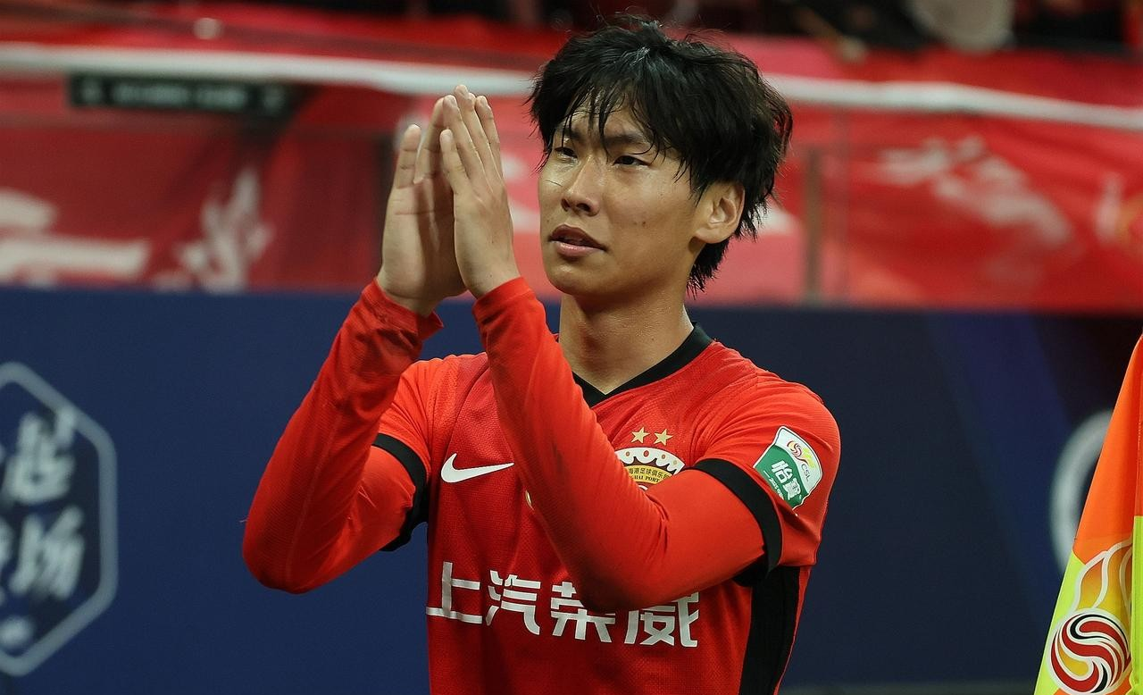 媒体：国足东亚杯力争不垫底久尔杰维奇率队出战的简单介绍  第1张