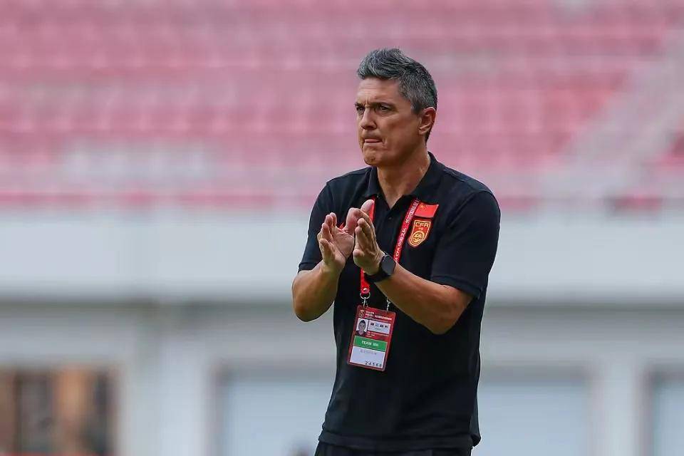 伊万回应国足执教争议外籍教练和本土教练存在战术分歧的简单介绍  第1张