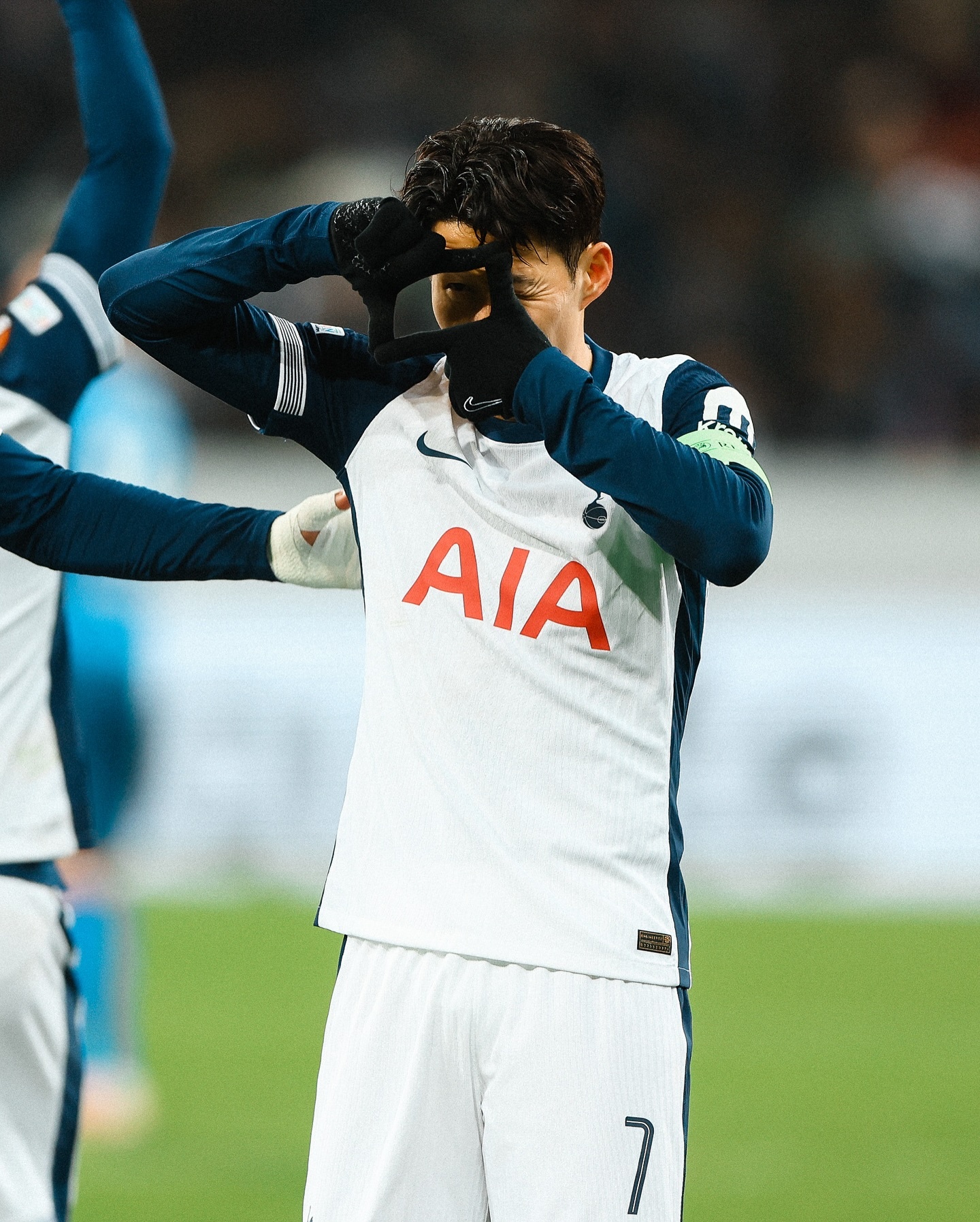 曝热刺为萨内提供高额签字费萨内续约陷入停滞的简单介绍