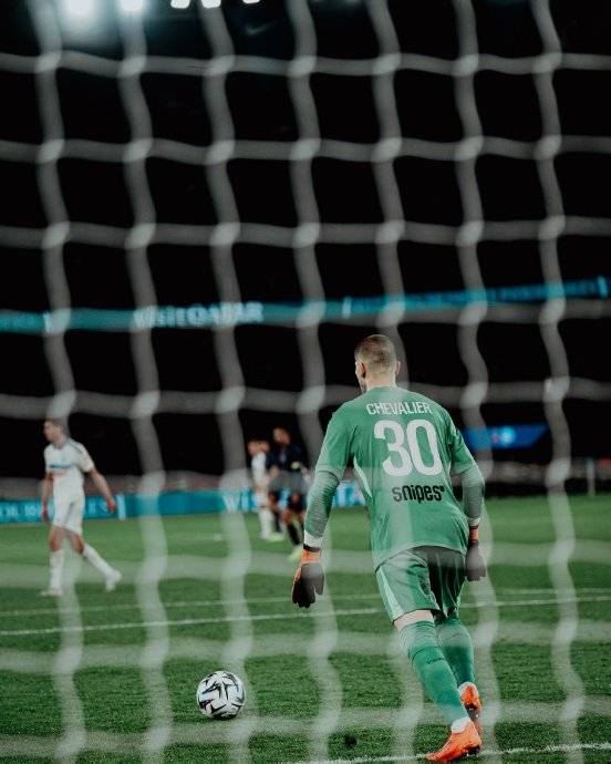 大巴黎与里尔门将舍瓦利耶达成协议转会费超4000万欧的简单介绍 第2张 大巴黎与里尔门将舍瓦利耶达成协议转会费超4000万欧的简单介绍 第2张